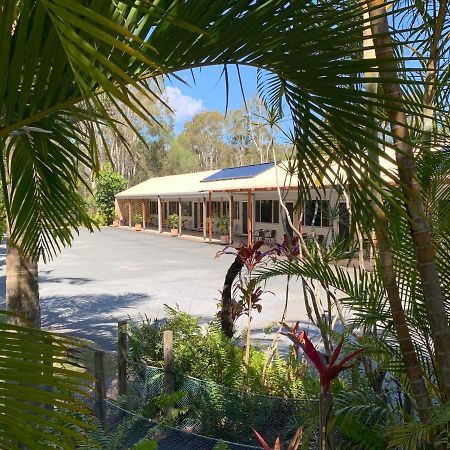 Tin Can Bay Motel Eksteriør billede